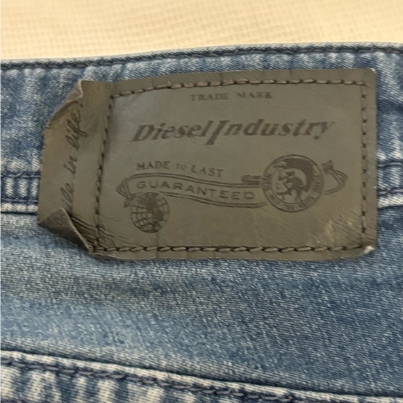 Diesel Jeans - Picture 4 of 7